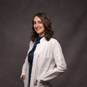 Dt. Büşra Rabia İbişoğulları